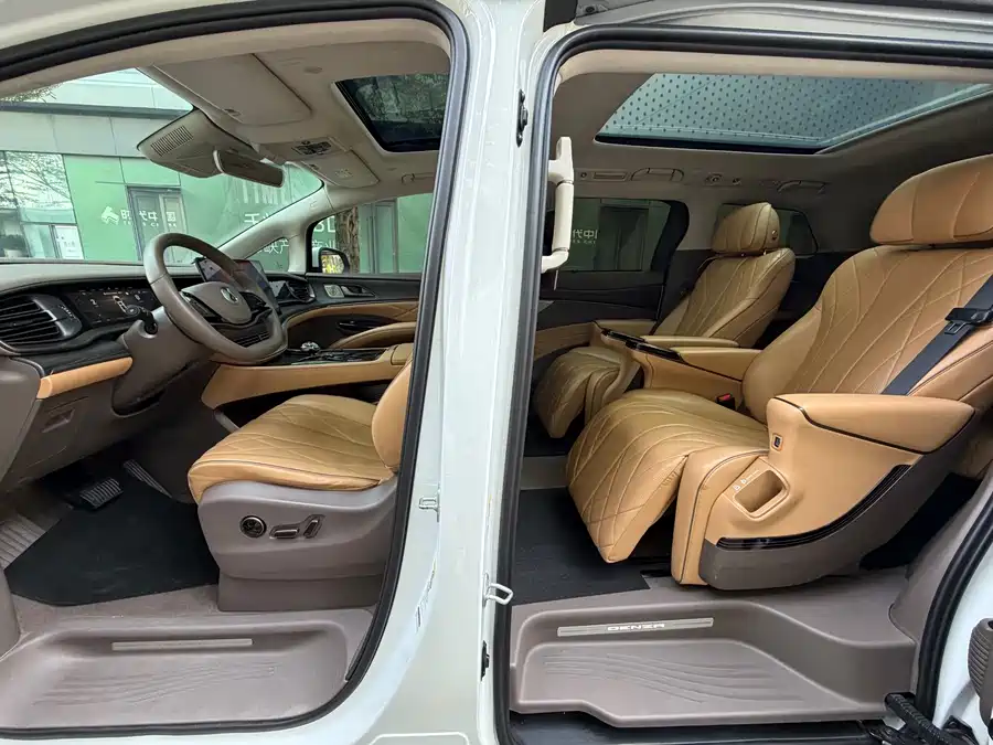 Used Denza D9 2022 DM-i 970 four-wheel drive flagship model