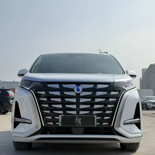 900x675_0_q87_c42_autohomecar__ChxpV2mzbjWAYH7uAALB2rTdEKk627.jpg.webp Used Denza D9 2022 DM-i 970 four-wheel drive flagship model