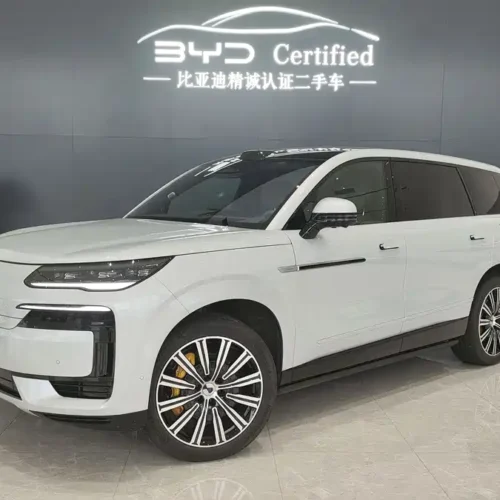 900x675_0_q87_c42_autohomecar__ChxpV2mzuk-ALQEYAAbhVcBSzcs322.jpg.webp Used Denza N9 2025 Honor Model