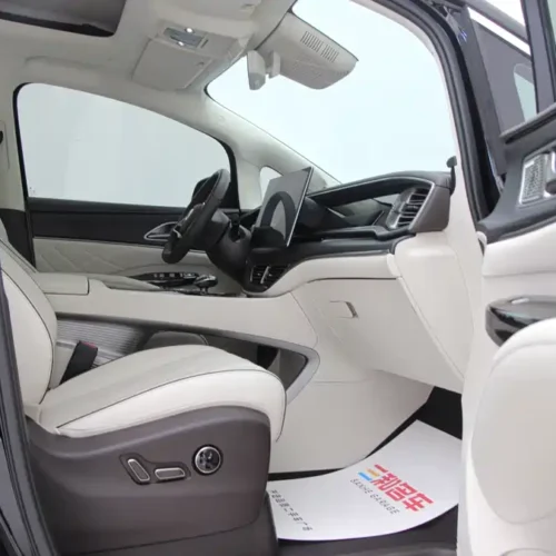 Used Denza D9 2024 DM-i 980 four-wheel drive flagship model