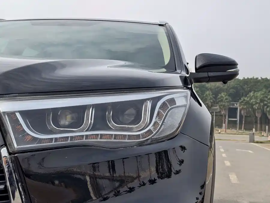 900x675_0_q87_c42_autohomecar__ChxpVWk1Da2AP5IfAARRUSiJoAs030.jpg.webp Used Toyota Highlander 2015 2.0T four-wheel drive luxury version 7 seats