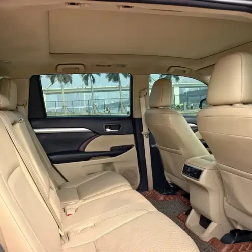 900x675_0_q87_c42_autohomecar__ChxpVWk1DcOAUUkaAAVy0t_cQlg848.jpg.webp Used Toyota Highlander 2015 2.0T four-wheel drive luxury version 7 seats