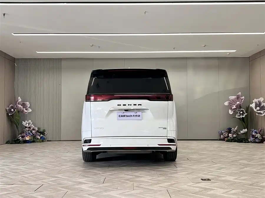 Used Denza D9 2025 DM-i smart driving version 1020 four-wheel drive exclusive model