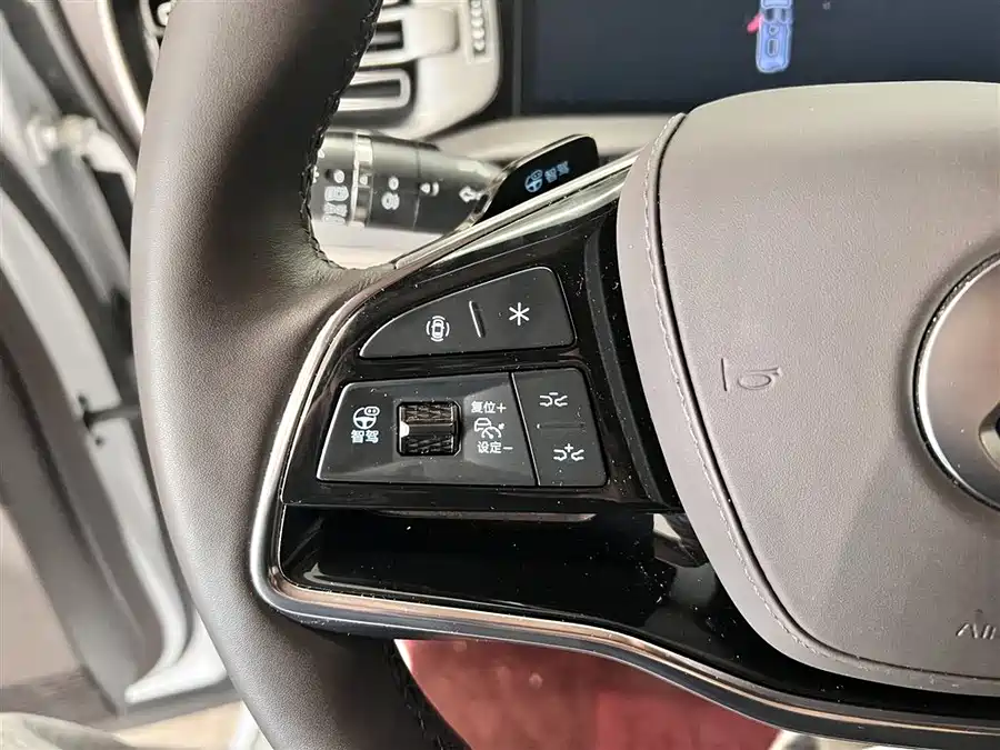 Used Denza D9 2025 DM-i smart driving version 1020 four-wheel drive exclusive model