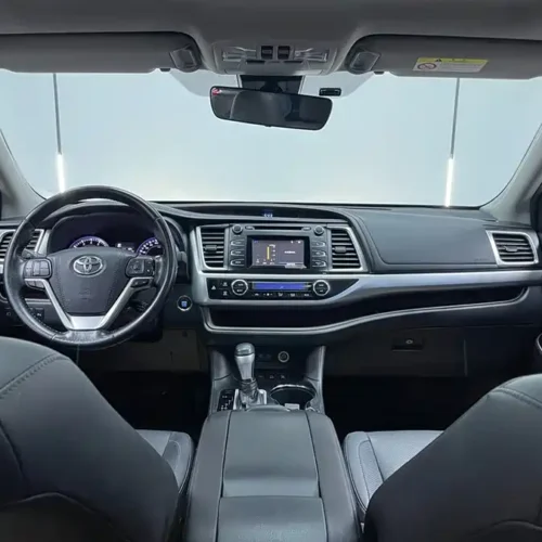 Used Toyota Highlander 2018 2.0T four-wheel drive luxury version