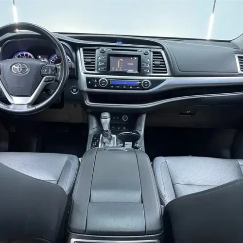 Used Toyota Highlander 2018 2.0T four-wheel drive luxury version