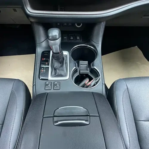 Used Toyota Highlander 2018 2.0T four-wheel drive luxury version