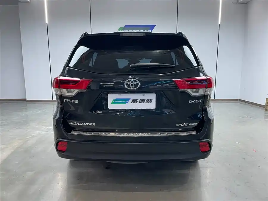 Used Toyota Highlander 2018 2.0T four-wheel drive luxury version