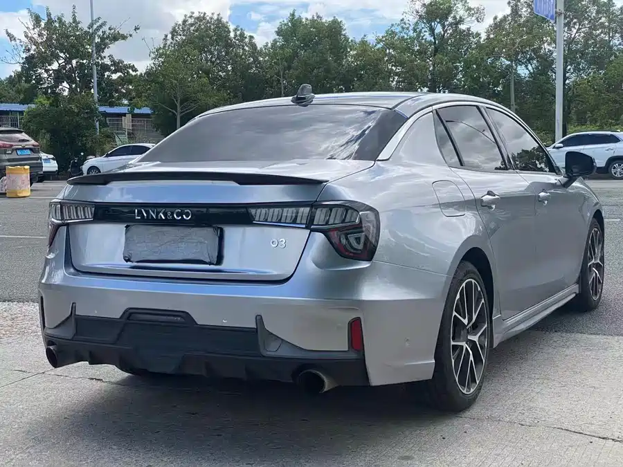 900x675_0_q87_c42_autohomecar__ChxpVWkVe2qAIQ3TAAtVQFp5Oj4569.jpg.webp Used Lynk & Co 03 2018 1.5TD DCT Jin Pro Edition National V