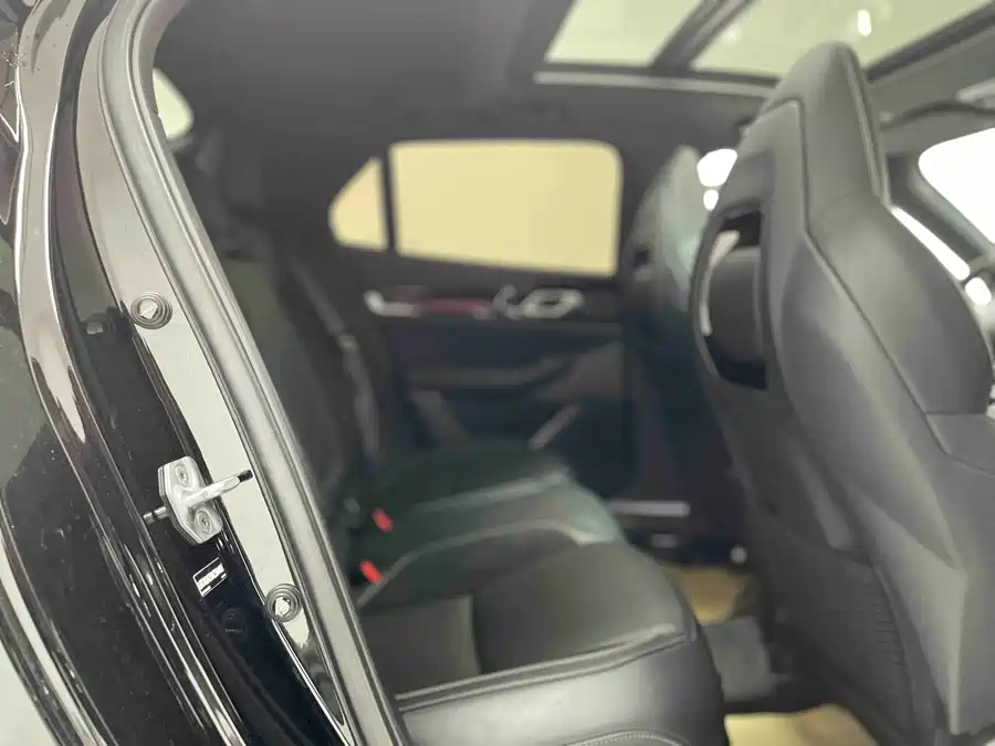 900x675_0_q87_c42_autohomecar__ChxpVWkfzsKAU63IAAWN8AzOgcI916.jpg.webp Used Lynk & Co 03 2023 1.5TD DCT Pro