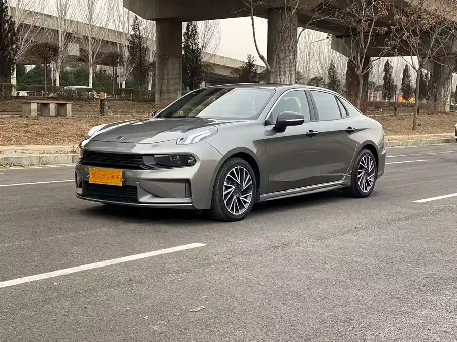900x675_0_q87_c42_autohomecar__ChxpVWkjwAqAJPFrAAVmQzlQ3mk048.jpg.webp Used Lynk & Co 03 2022 2.0TD DCT Plus