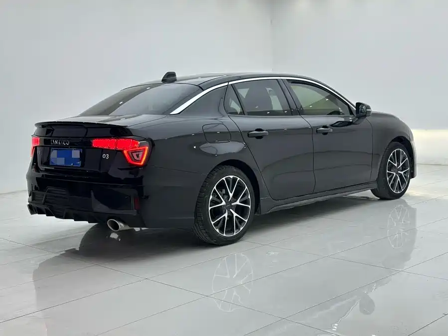 900x675_0_q87_c42_autohomecar__ChxpVWkoF4SAXTAZAAJGr4GOvcY629.jpg.webp Used Lynk & Co 03 2022 1.5TD DCT Pro
