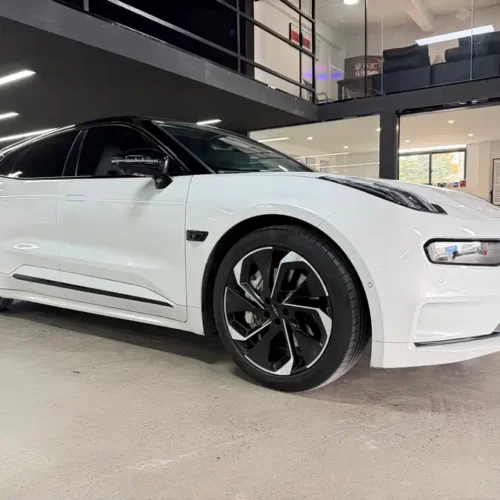 900x675_0_q87_c42_autohomecar__ChxpVWkw-uyAULWAAAm4lLC3gxM131.jpg.webp Used Zeekr 001 2022 model super long battery life dual motor YOU version