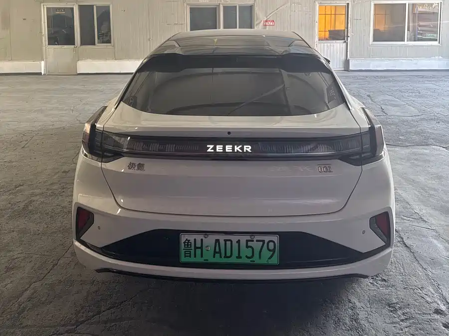 900x675_0_q87_c42_autohomecar__ChxpVWkw9YuAe2DeAAX81opXKTs725.jpg.webp Used Zeekr 001 2024 WE version 95kWh four-wheel drive