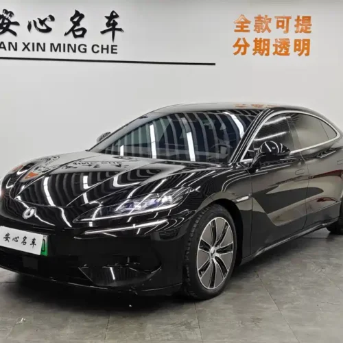 900x675_0_q87_c42_autohomecar__ChxpVWkwRpiAIeP9AAcsr9dfbWI729.jpg.webp Used Denza Z9 2024 1100km four-wheel drive Ultra version