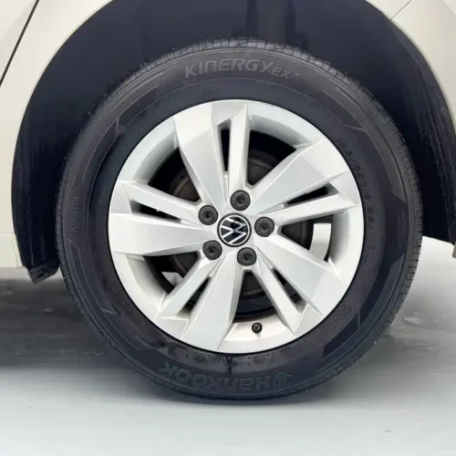 900x675_0_q87_c42_autohomecar__ChxpVWl1bpeARhUAAAbZudZ2jE8277.jpg.webp Used Volkswagen Polo 2021 Plus 1.5L Automatic Panoramic Enjoyment Edition