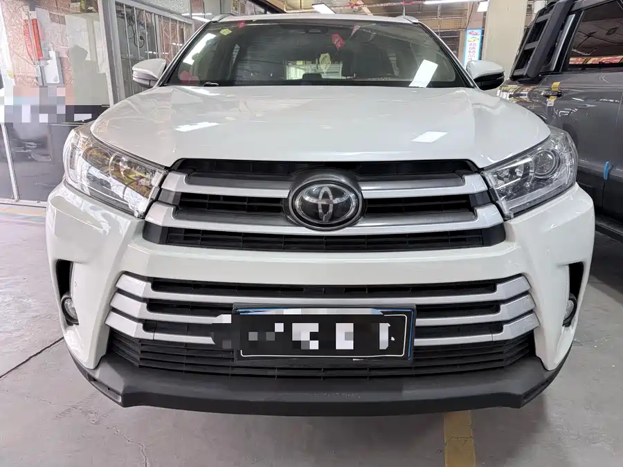 Used Toyota Highlander 2018 2.0T four-wheel drive luxury version 7 seats National V