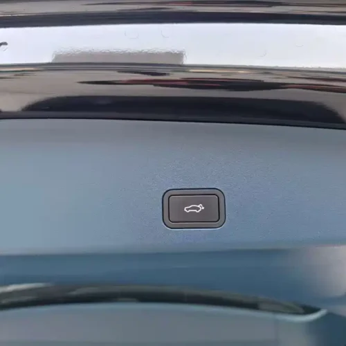900x675_0_q87_c42_autohomecar__ChxpVWl6HBGAZr6rAAUK8SjxvKU145.jpg.webp Used Zeekr 009 2022 facelift WE version