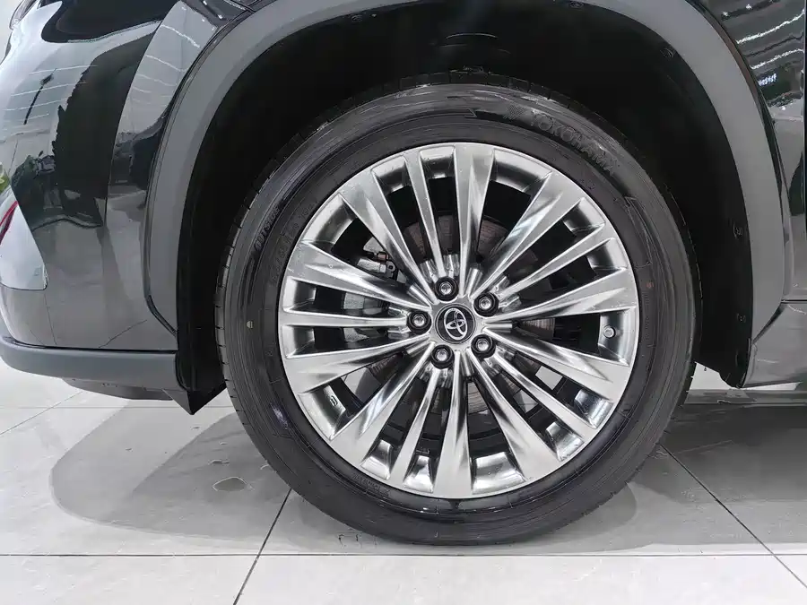 900x675_0_q87_c42_autohomecar__ChxpVWl7LnqAIjCGAAWgc6fvkMI039.jpg.webp Used Toyota Highlander 2023 2.5L smart electric hybrid dual-engine four-wheel drive luxury version 7 seats