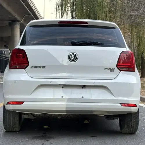 900x675_0_q87_c42_autohomecar__ChxpVWl8zLCATYasAAZqfNPdQQ4512.jpg.webp Used Volkswagen Polo 2014 1.6L automatic comfort version