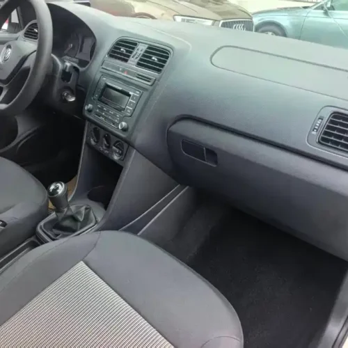 Used Volkswagen Polo 2014 1.4L manual fashion version