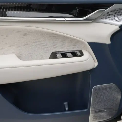 900x675_0_q87_c42_autohomecar__ChxpVWlGDlKAXYJ-AAFzanmPtFQ819.jpg.webp Used Zeekr 009 2024 seven-seater aisle version 108kWh