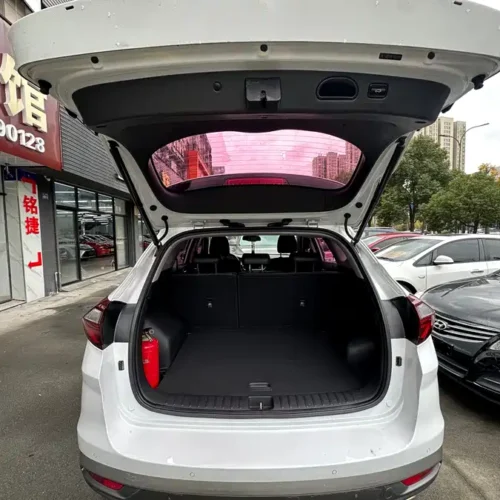 900x675_0_q87_c42_autohomecar__ChxpVWlI3XiAWw4uAAszRUmRT_U311.jpg.webp Used Hyundai Tucson 2020 280TGDi dual-clutch two-wheel drive intelligent version National V