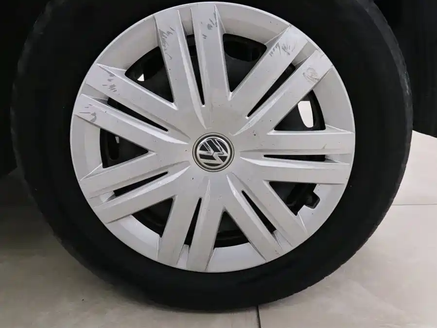 Used Volkswagen Polo 2016 1.4L automatic fashion model