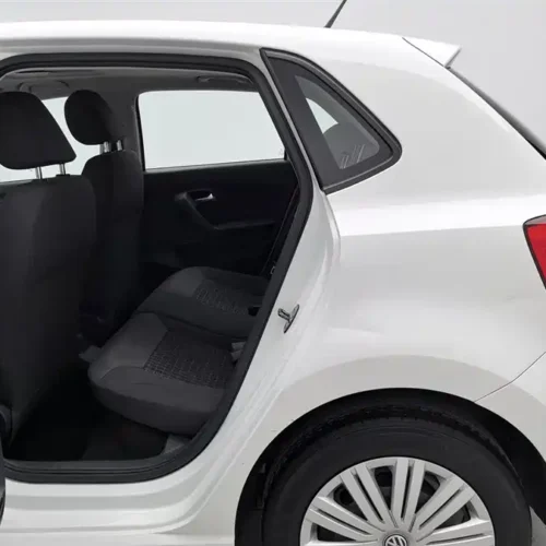Used Volkswagen Polo 2016 1.6L automatic comfort model