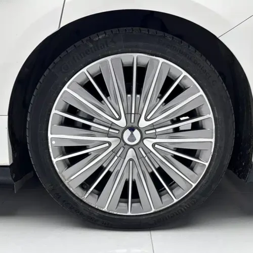 900x675_0_q87_c42_autohomecar__ChxpVWldKrKAfi0AAATJIR-4Bfw302.jpg.webp Used Denza Z9 2024 1100km four-wheel drive Ultra version