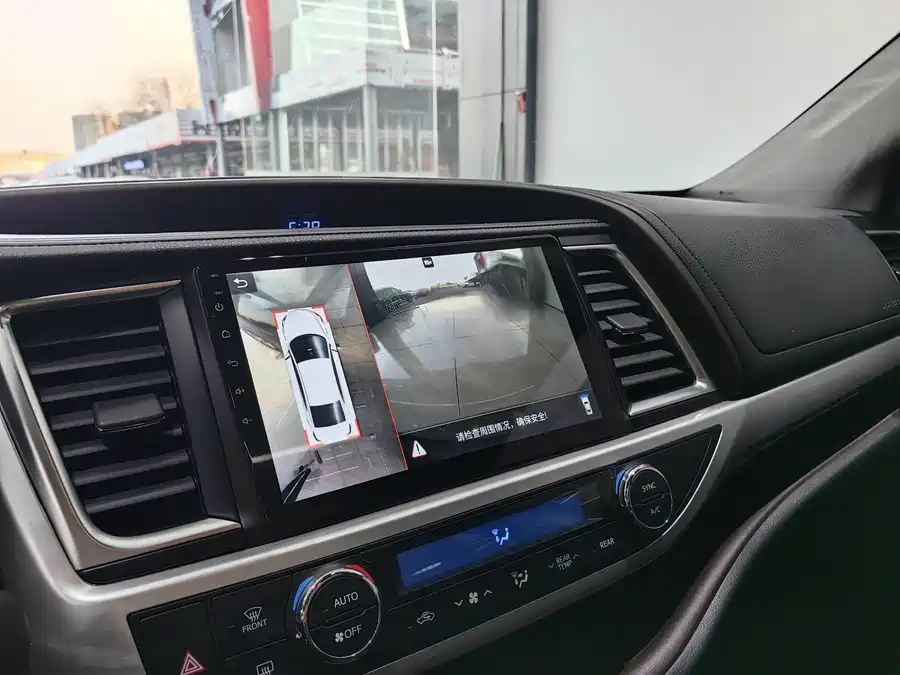 Used Toyota Highlander 2018 2.0T four-wheel drive luxury version 7 seats National V