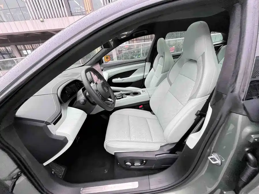 Used Zeekr 001 2025 WE version 100kWh rear drive