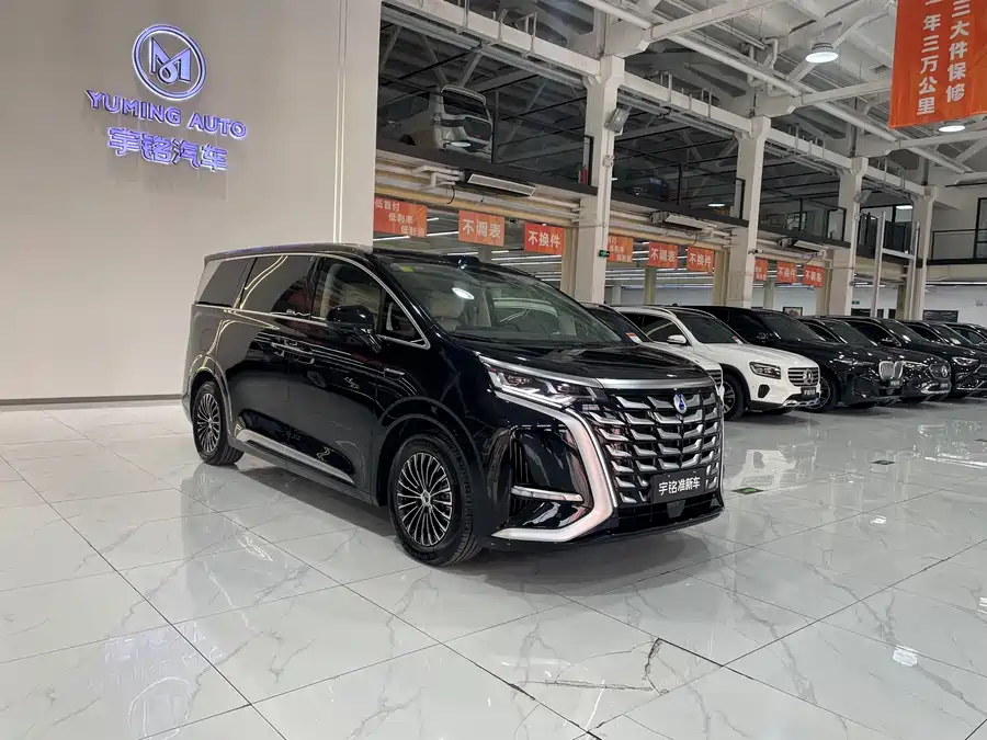 900x675_0_q87_c42_autohomecar__ChxpVWlojF2AGpN5AAkRZ4ryBRc999.jpg.webp Used Denza D9 2025 DM-i smart driving version 1020 four-wheel drive premium model