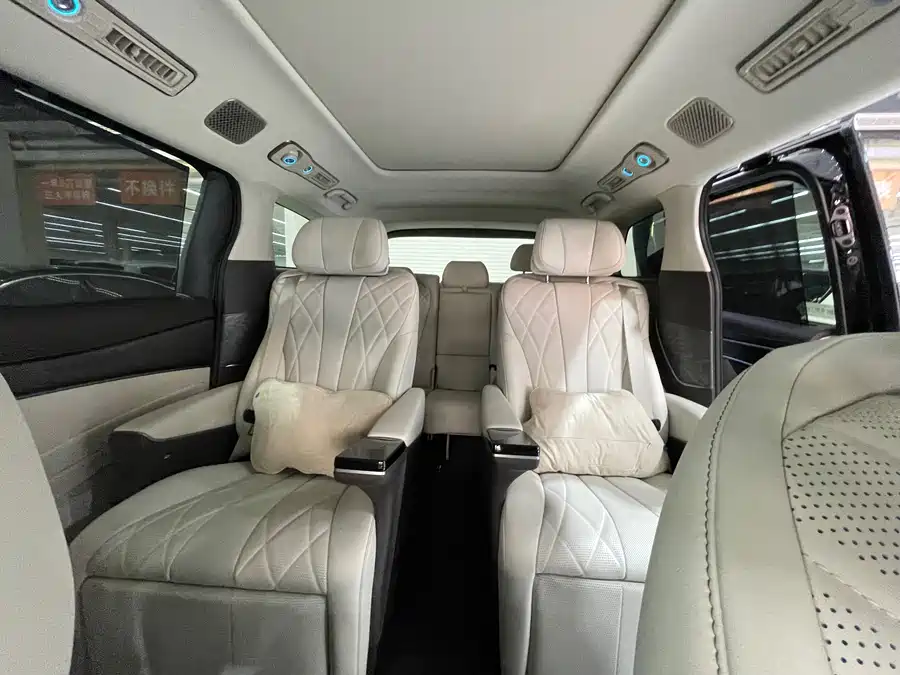 900x675_0_q87_c42_autohomecar__ChxpVWlojGeASFG8AArVrsLfQEA202.jpg.webp Used Denza D9 2025 DM-i smart driving version 1020 four-wheel drive premium model