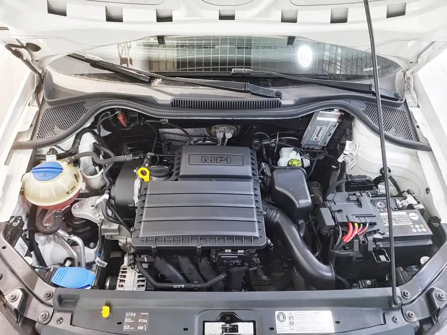 Used Volkswagen Polo 2018 1.5L automatic safety model