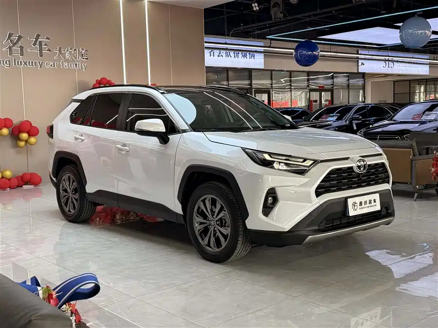Used Toyota RAV4 Rongfang 2023 2.0L CVT two-wheel drive fashion Plus version