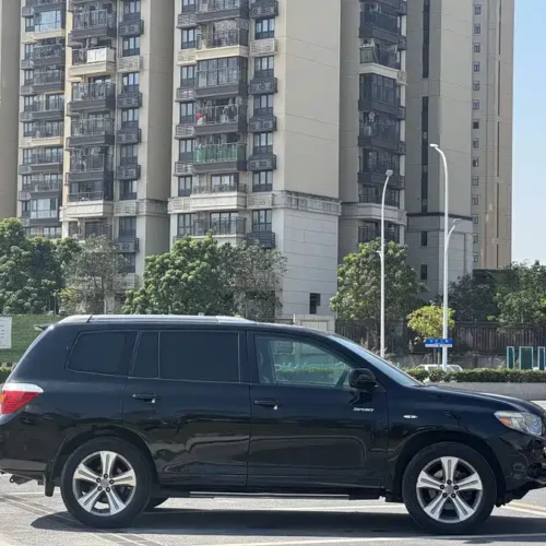 900x675_0_q87_c42_autohomecar__ChxpVWm2dN6AFquMAAn_Mi5bgR8713.jpg.webp Used Toyota Highlander 2009 2.7L 2WD 7-seat luxury navigation version