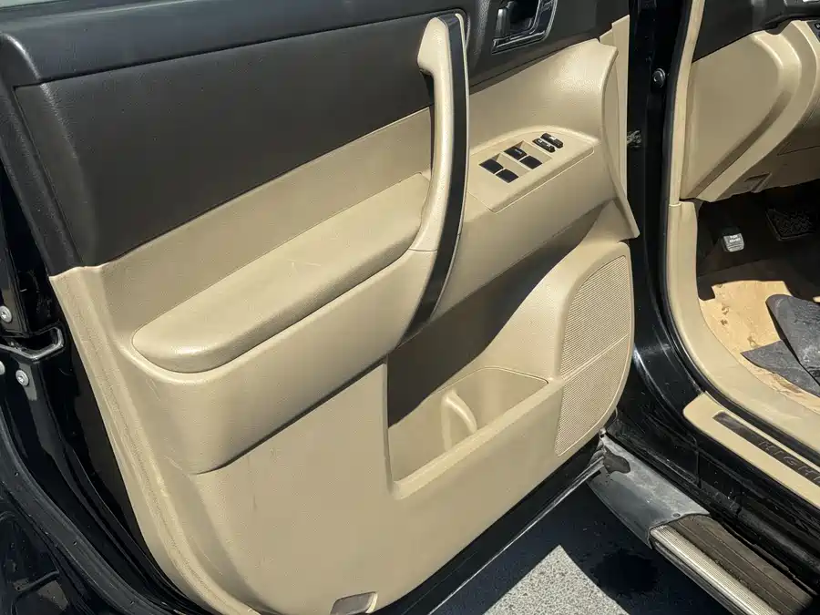 900x675_0_q87_c42_autohomecar__ChxpVWm2dOaAMKO4AAaDDyQ0Auc620.jpg.webp Used Toyota Highlander 2009 2.7L 2WD 7-seat luxury navigation version