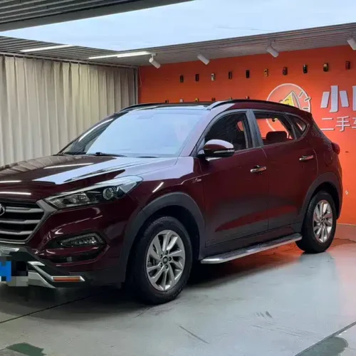 900x675_0_q87_c42_autohomecar__ChxpVWm2qzuAPZN2AAQlfqB3-pk537.jpg.webp Used Hyundai Tucson 2018 1.6T dual-clutch two-wheel drive 15th anniversary special edition