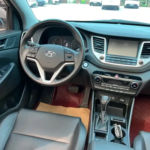 900x675_0_q87_c42_autohomecar__ChxpVWm6Q8mASEpoAApA2380Fg8674.jpg.webp Used Hyundai Tucson 2018 1.6T dual-clutch two-wheel drive 15th anniversary special edition