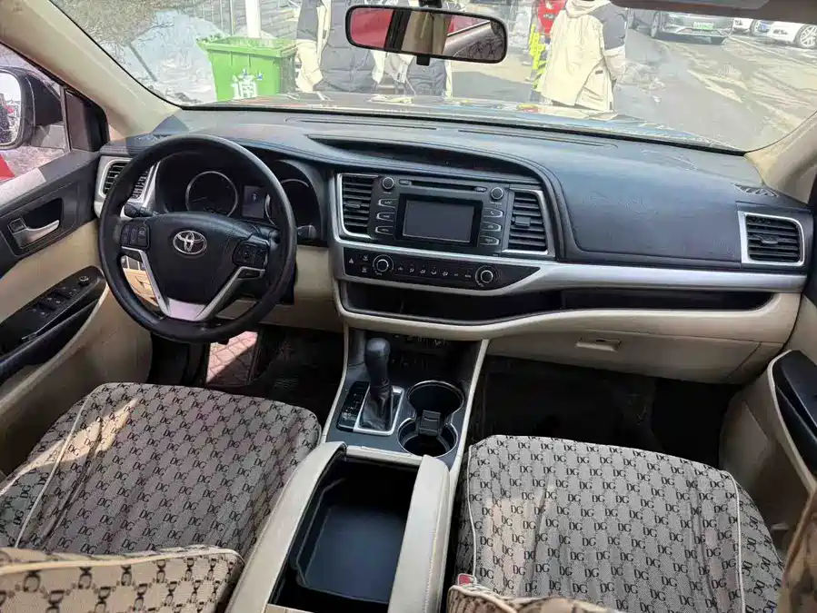 Used Toyota Highlander 2018 2.0T two-wheel drive elite version