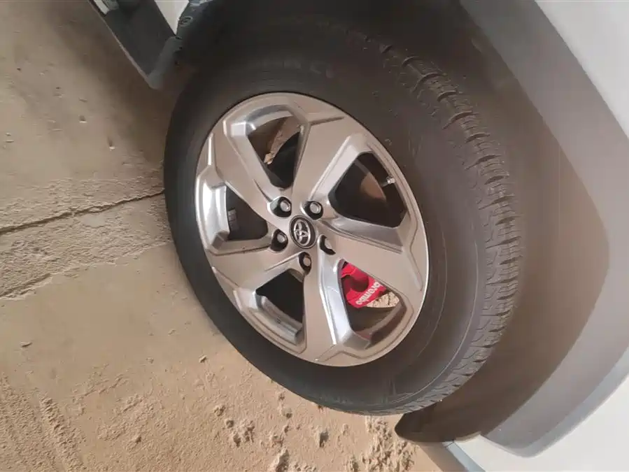 Used Toyota RAV4 Rongfang 2021 2.0L CVT two-wheel drive fashion PLUS version