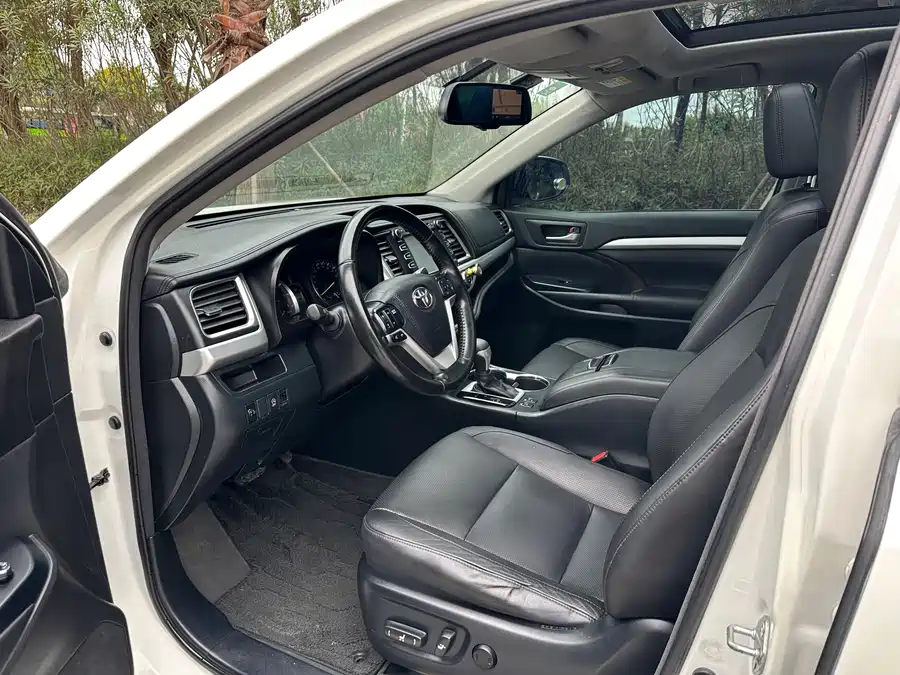 900x675_0_q87_c42_autohomecar__ChxpVWm6ctaAVqOdAArE4xFP6Fc152.jpg.webp Used Toyota Highlander 2017 2.0T four-wheel drive luxury version 7 seats