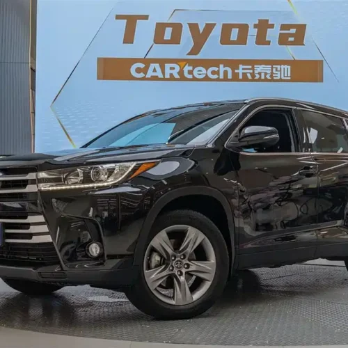 Used Toyota Highlander 2021 2.0T four-wheel drive luxury version 7 seats