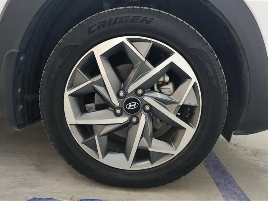 900x675_0_q87_c42_autohomecar__ChxpVWm750KAVQN7AAF4YAgKycE448.jpg.webp Used Hyundai Tucson 2020 280TGDi 2WD GLS Fashion Edition National VI