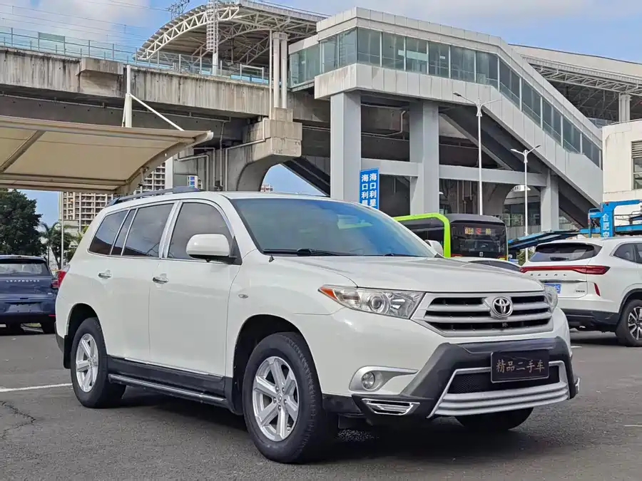 900x675_0_q87_c42_autohomecar__ChxpVWm7VueACw04AAjE-Jqx0KI214.jpg.webp Used Toyota Highlander 2013 2.7L 2WD 5-seat Purple Gold Edition