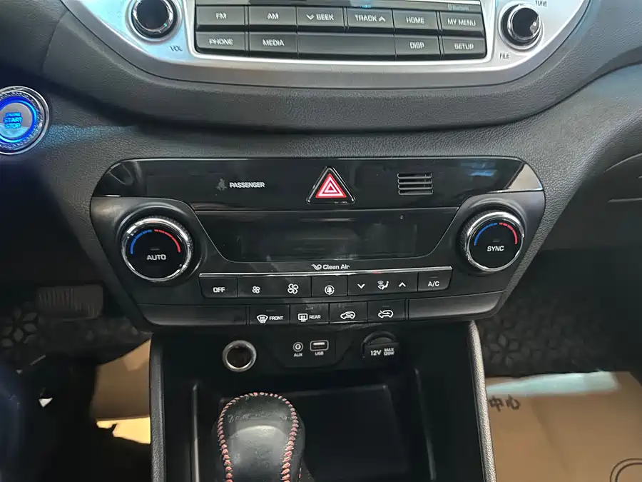 Used Hyundai Tucson 2018 1.6T dual-clutch two-wheel drive 15th anniversary special edition