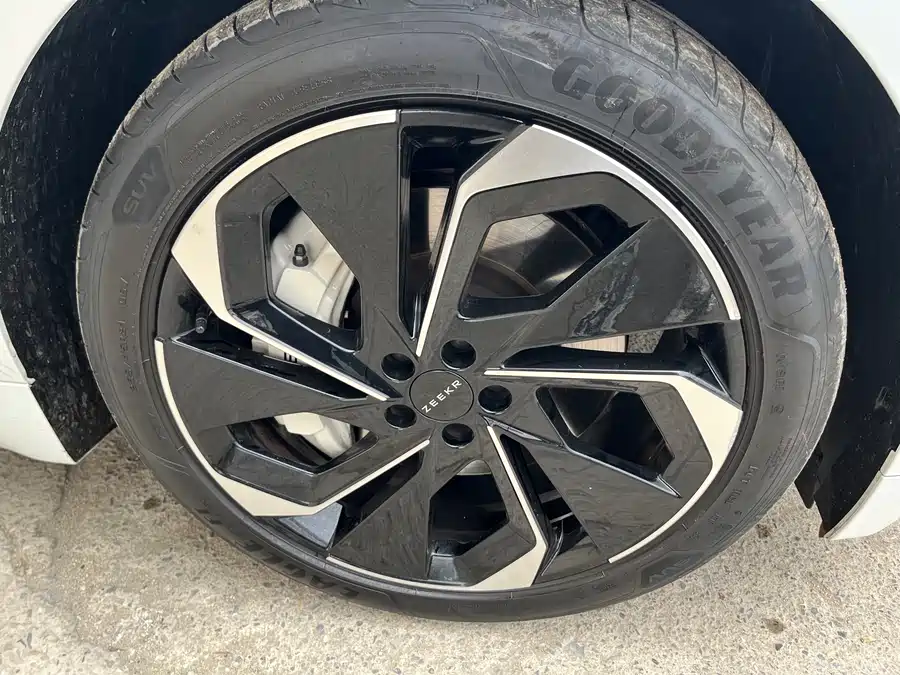 Used Zeekr 001 2023 WE version 86kWh