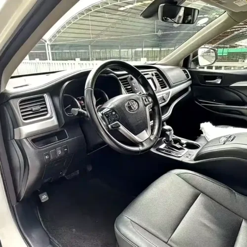 900x675_0_q87_c42_autohomecar__ChxpVWmEJW6ARwtjAAQUwRyvniU171.jpg.webp Used Toyota Highlander 2018 2.0T four-wheel drive luxury version