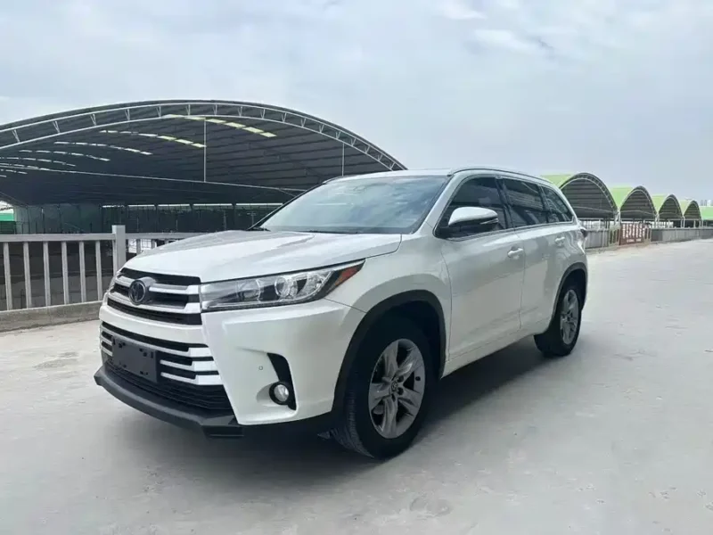 Used Toyota Highlander 2018 2.0T four-wheel drive luxury version